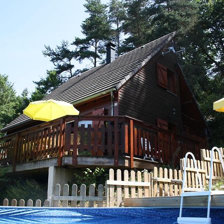 Pretty Chalet In Beaulieu With Private Pool Exterior foto