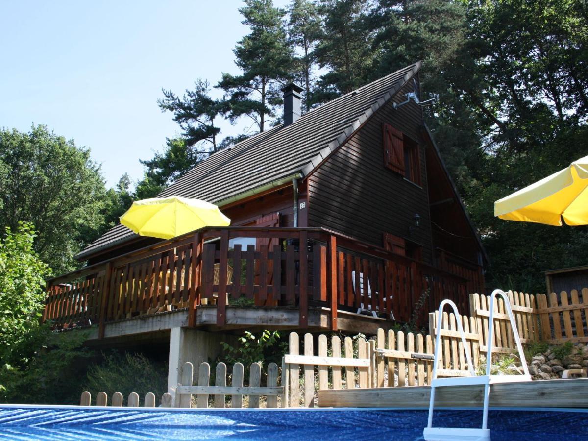 Pretty Chalet In Beaulieu With Private Pool Exterior foto