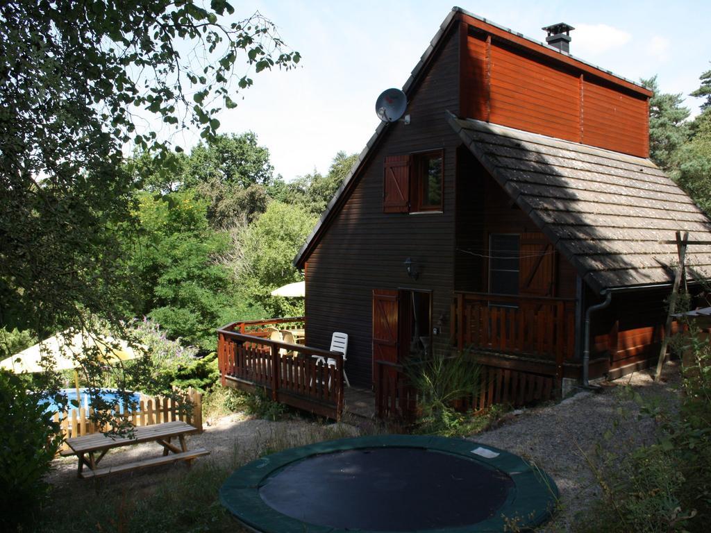 Pretty Chalet In Beaulieu With Private Pool Exterior foto